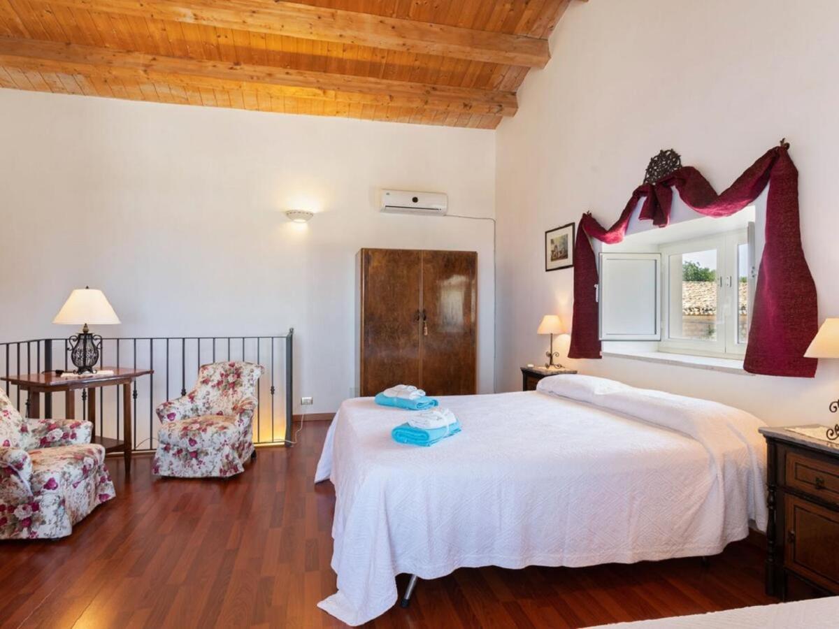 Il Baglio Di Kharrub Rural Guest House Pozzallo Exterior foto